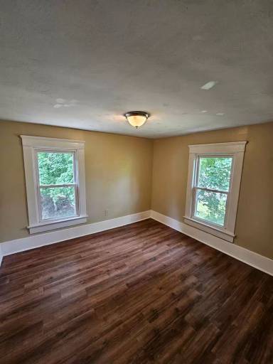 Main picture of 344 Fuller St
