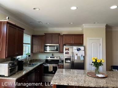 Main picture of 5118 Farm House Trl