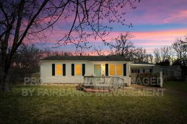 Main picture of 1200 E 136th St