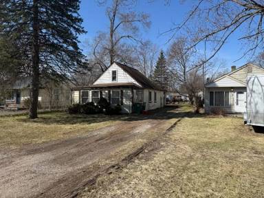 Main picture of 633 Bagley Ave