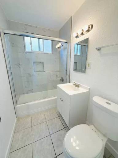 Main picture of 8729 Lyndora St