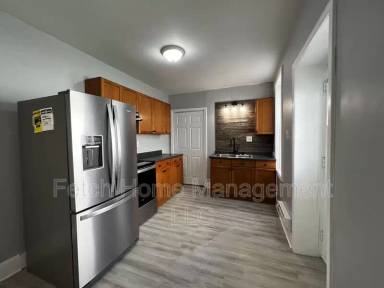 Main picture of 530 Chester St