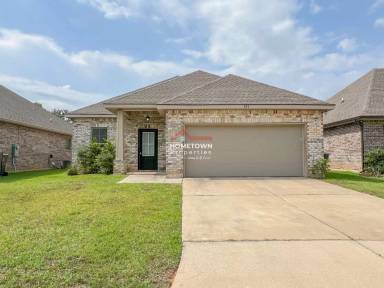 Main picture of 831 Avellanas Dr