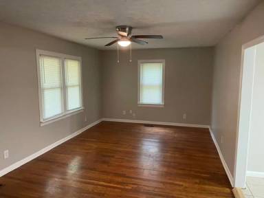 Main picture of 147 Mallory Dr