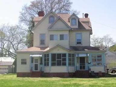 Main picture of 406 S Armistead Ave
