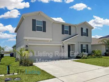 Main picture of 332 Pineywoods St