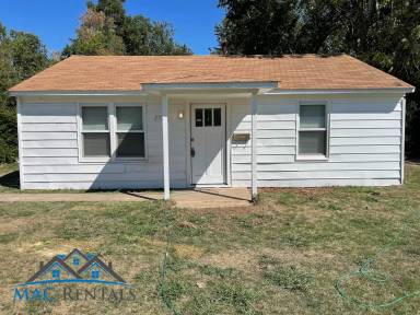 Main picture of 2521 SW 42nd St