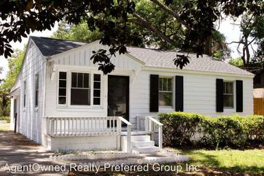 Main picture of 5749 Rickett Ave