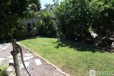 Main picture of 8904 Garibaldi Ave