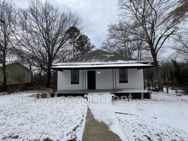 Main picture of 1114 Troup St