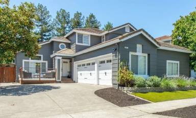 Main picture of 557 Almanor St
