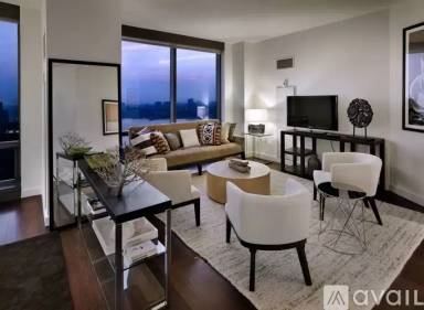 Main picture of 162 Amsterdam Ave