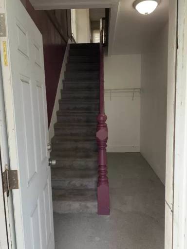 Main picture of 27 Battle Ave