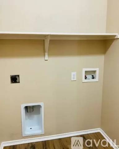 Main picture of 533 Jennifer Dr