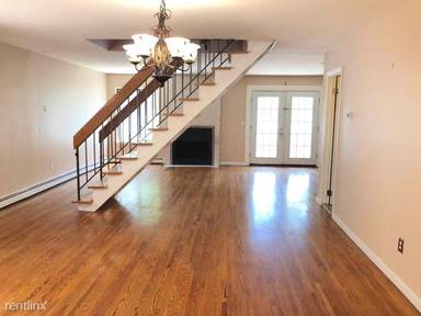 Main picture of 398 Green Valley Rd