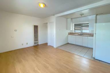 Main picture of 1129 Centinela Ave