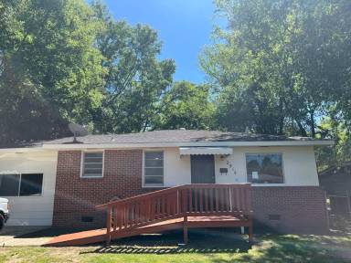 Main picture of 2914 Blan St