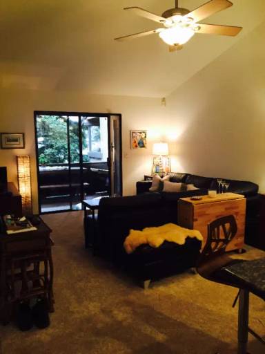 Main picture of 103 Nicholas Ct