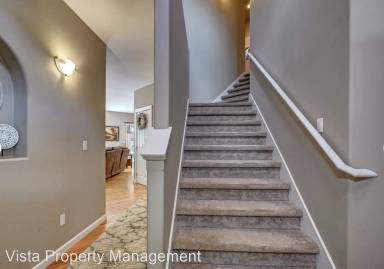 Main picture of 912 25th Ave SW