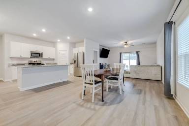Main picture of 131 Franklins Walk