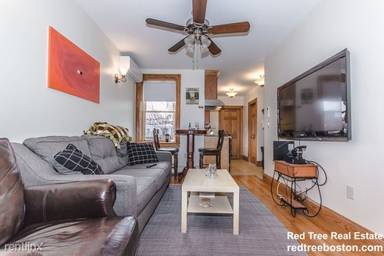 Main picture of 16 S Russell St