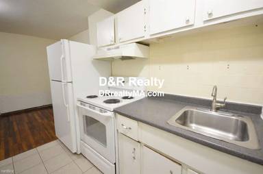 Main picture of 208 Maverick St