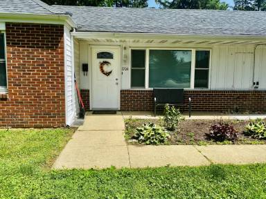 Main picture of 1708 W Union St