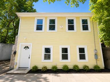 Main picture of 1006 Summerfield Ave