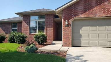 Main picture of 5358 Applewood St