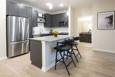 Main picture of 756 Echo St NW