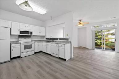Main picture of 7042 Tyler Ln