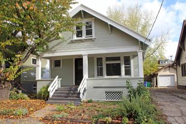 Main picture of 4522 NE 17th Ave