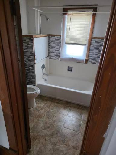 Main picture of 210 S 8th St