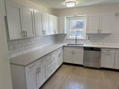 Main picture of 480 Bayridge Blvd