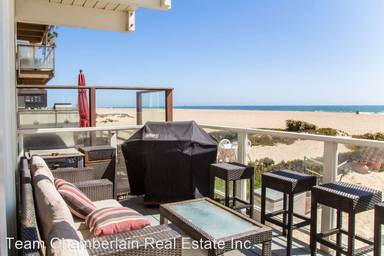 Main picture of 35 Surfside Ave