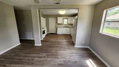 Main picture of 4725 Knollwood Dr