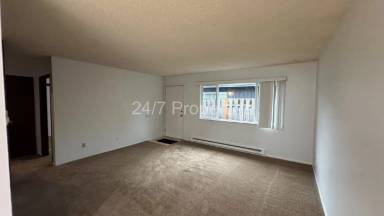 Main picture of 351 NE 78th Ave