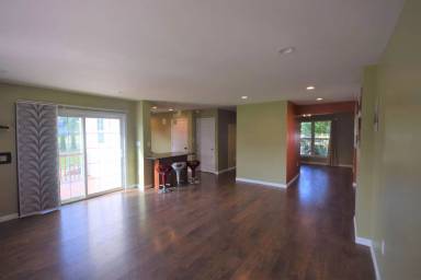Main picture of 126 Farmington Ln