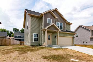 Main picture of 210 Geneva Ln