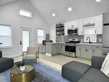 Main picture of 313 Beach 101st St