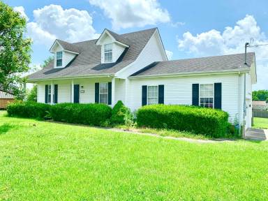 Main picture of 103 Pappy Dr