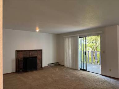 Main picture of 405 E Titus St