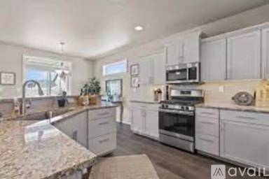 Main picture of 1756 NW Upas Pl
