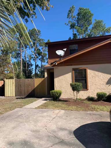 Main picture of 4287 Melissa Ct W