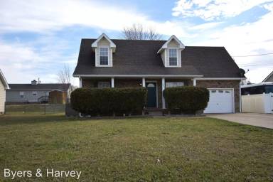 Main picture of 3443 Kingfisher Dr
