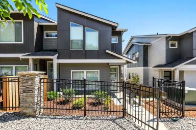 Main picture of 11264 SE 162nd Ave