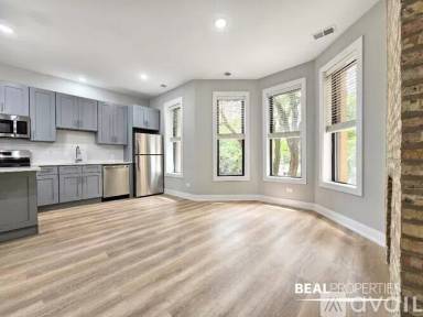 Main picture of 428-438 W Belden Ave