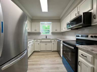 Main picture of 134 Colony Dr