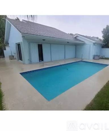 Main picture of 315 Leeward Dr