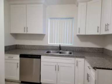 Main picture of 5623 Carlton Way